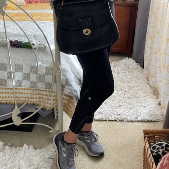 Preloved Coach Willis Legacy multi purse - Picture 5 of 7